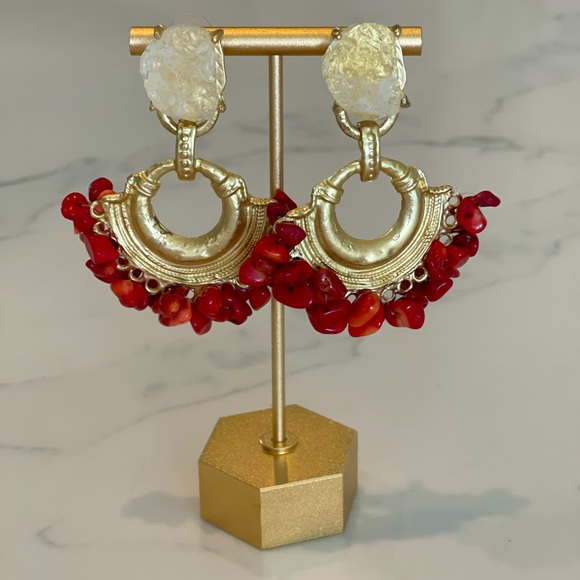 Gorgeous Red Beaded and Gold Venetian Glass Pierced Earrings - Picture 4 of 9